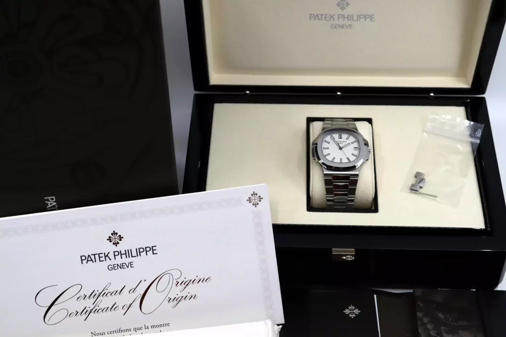 Volles Set einer Patek 5711 in Stahl