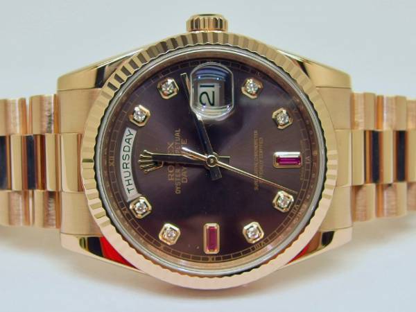 Rolex DAY-DATE 118235F in 18k Everose