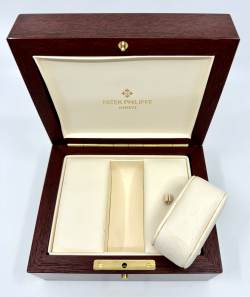 Patek Philippe Mahagoni Box Kalender und Komplikations-Modelle Image 6