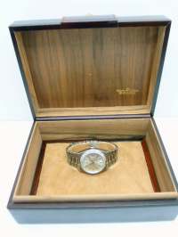 Rolex DAY-DATE OYSTERQUARTZ 19019 in 18k Weißgold Abbildung 19