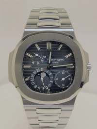 Patek Philippe NAUTILUS 5712|1A Image 9