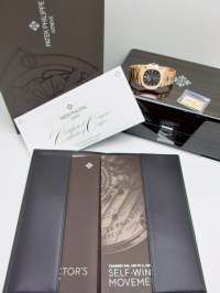 Patek Philippe Jumbo NAUTILUS 5711 in Rosegold Image 11