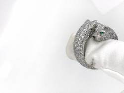 Cartier Panthère de Cartier Ring | Weißgold | ca. 7 ct Pavè | Diamanten Smaragde Onyx Abbildung 6