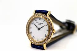 Patek Philippe Lady CALATRAVA | Ref. 4820J | orig. Diamant Lünette 0,81 Carat Image 8