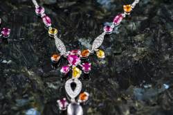Cartier DÉLICES DE CARTIER SORBET Set | Collier | Ring | Ohranhänger | Multi Gem Diamant Abbildung 16