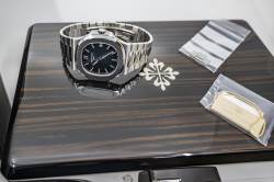 Patek Philippe Jumbo NAUTILUS ungetragen | Kaliber 26-330 | 5711 in Stahl | Full Set | 2020 | Image 9