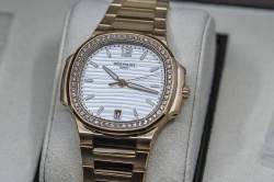 Patek Philippe medium NAUTILUS | 7118/1200R in Roségold | Diamant Lünette | Full Set 2018 | Image 17