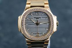 Patek Philippe medium NAUTILUS | 7118/1200R in Roségold | Diamant Lünette | Full Set 2018 | Image 20