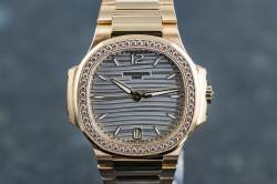 Patek Philippe medium NAUTILUS | 7118/1200R in Roségold | Diamant Lünette | Full Set 2018 | Image 5