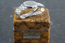 Patek Philippe 3700 Vintage Jumbo Nautilus Type 7 Serif Korkbox und PP Service Image 11