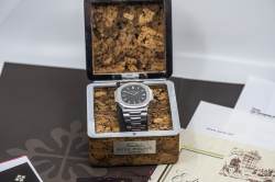 Patek Philippe 3700 Vintage Jumbo Nautilus Type 7 Serif Korkbox und PP Service Image 16