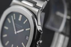 Patek Philippe 3700 Vintage Jumbo Nautilus Type 7 Serif Korkbox und PP Service Image 19