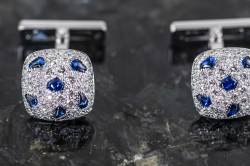 Cartier Panthère de Cartier Manschettenknöpfe | Diamanten und Saphire | 18k Weißgold Abbildung 4
