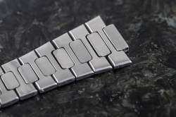 Patek Philippe Vintage NAUTILUS | Referenz 3700 Stahl | 16mm / fette Elemente | Armband Abbildung 6