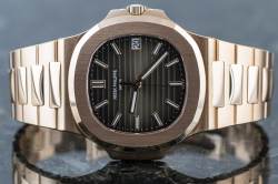 Patek Philippe Jumbo NAUTILUS | 5711|1R | NEU ungetragen | Full Set | 2020 | Kal. 26-330 Image 7