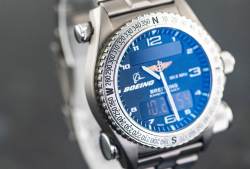 Breitling E56121.1 Emergency Boeing Titan Full Set Breitling Service 2023 Abbildung 12
