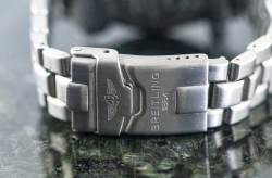 Breitling E56121.1 Emergency Boeing Titan Full Set Breitling Service 2023 Abbildung 16