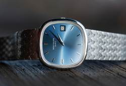 Patek Philippe 3604 sehr seltene Ellipse D'Or TV Screen blue dial Weißgold Image 17