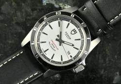 Tudor 20500N Grantour Date white dial Stahl LC100 Full Set 2012 Abbildung 10