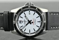 Tudor 20500N Grantour Date white dial Stahl LC100 Full Set 2012 Abbildung 3