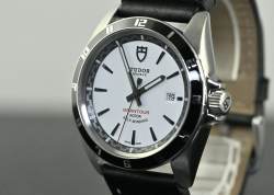 Tudor 20500N Grantour Date white dial Stahl LC100 Full Set 2012 Abbildung 8