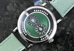 MB&F M.A.D.2 green Automatik Kaliber G101 Stahl ungetragen Full Set mit QR code Image 14