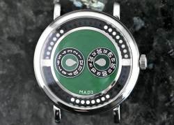 MB&F M.A.D.2 green Automatik Kaliber G101 Stahl ungetragen Full Set mit QR code Image 3