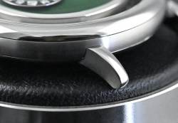 MB&F M.A.D.2 green Automatik Kaliber G101 Stahl ungetragen Full Set mit QR code Image 9