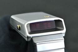 Girard Perregaux 39800-21-3199-6CM Casquette 2.0 Titan & Gelbgold 820 Exemplare Full Set 2025 Abbildung 3