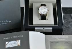 A. Lange & S&ouml;hne 116.032 Lange 1 Zeitzone Rotgold deutsches Full Set 2009 Abbildung 11