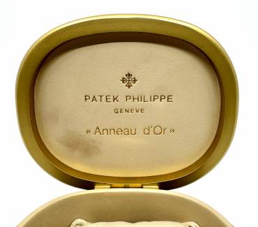 pre owned Patek Philippe rare Box Anneau d'Or