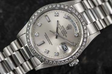 pre owned ROLEX DAY DATE Chronometer "Diamond" in 950 Platinum
