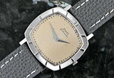 12423 rare TV Screen Dress Watch Automatic Cal. 12P white gold